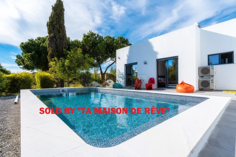 Moradia T3 para Venda em Moncarapacho e Fuseta