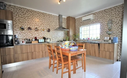 Moradia T3 para Venda em Loule (São Clemente)