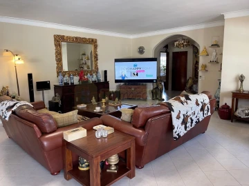 Moradia T3 para Venda em Loule (São Clemente)