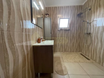 Moradia T3 para Venda em Loule (São Clemente)