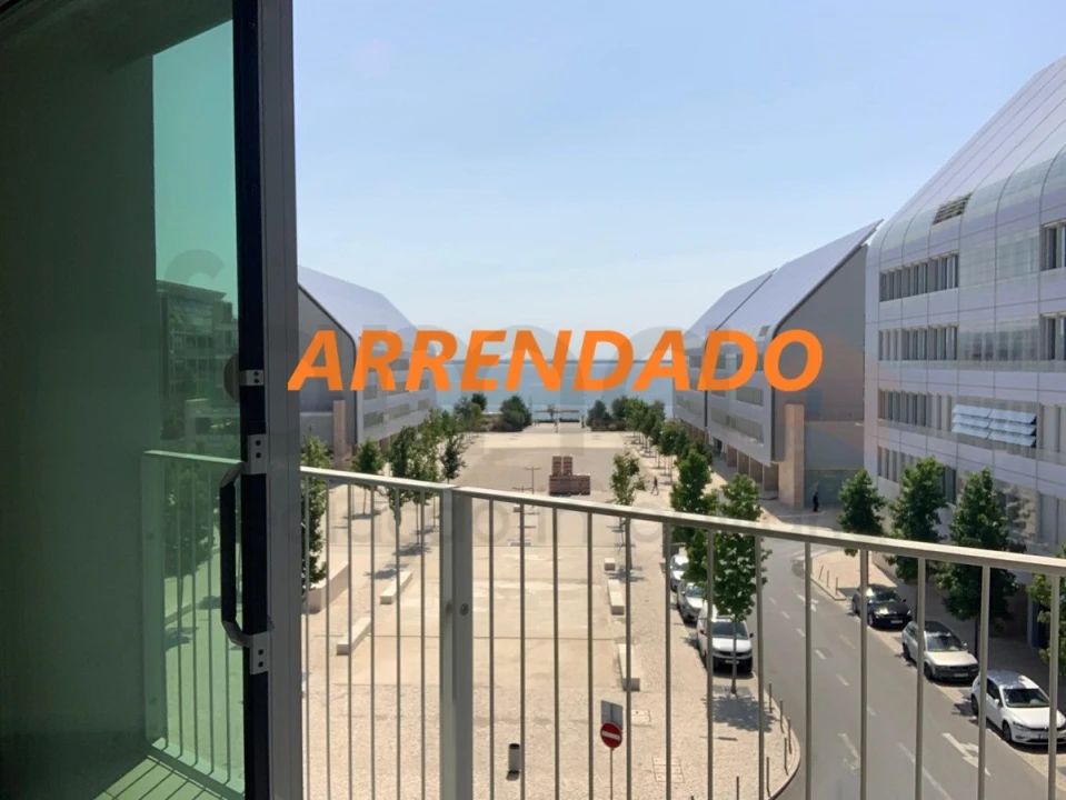 Apartamento T1 para Arrendamento em Marvila Foto 1