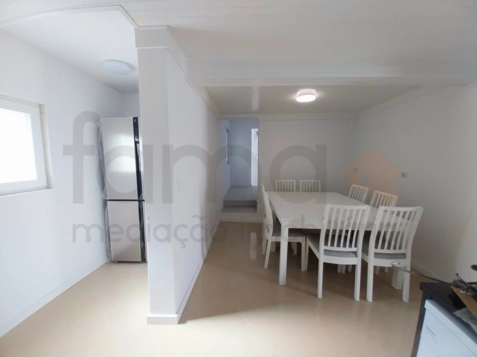 Moradia T9 para Venda em Ajuda Foto 3