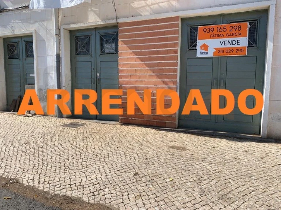 Armazém para Arrendamento em Beato Foto 1