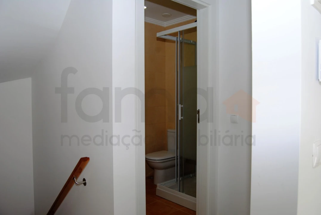 Moradia T4 para Venda em Ericeira Foto 18