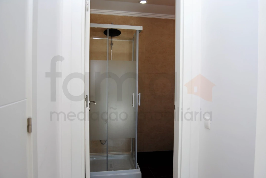 Moradia T4 para Venda em Ericeira Foto 40