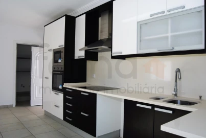 Moradia T4 para Venda em Ericeira
