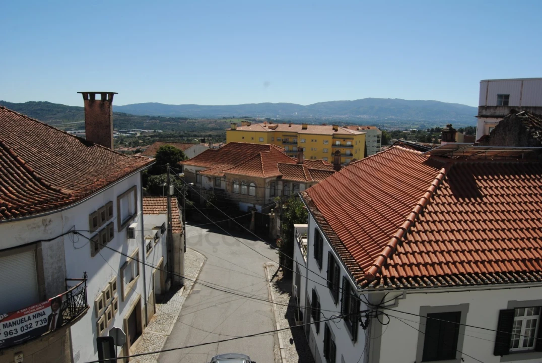 Moradia T20 para Venda em Tortosendo Foto 2