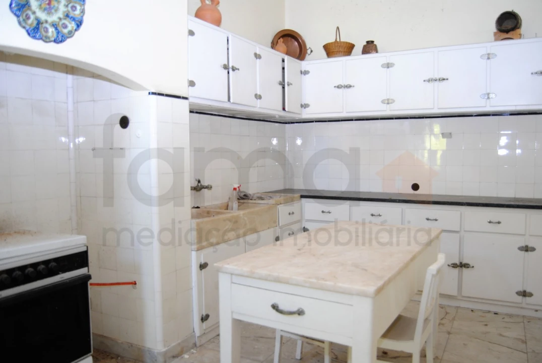 Moradia T20 para Venda em Tortosendo Foto 37