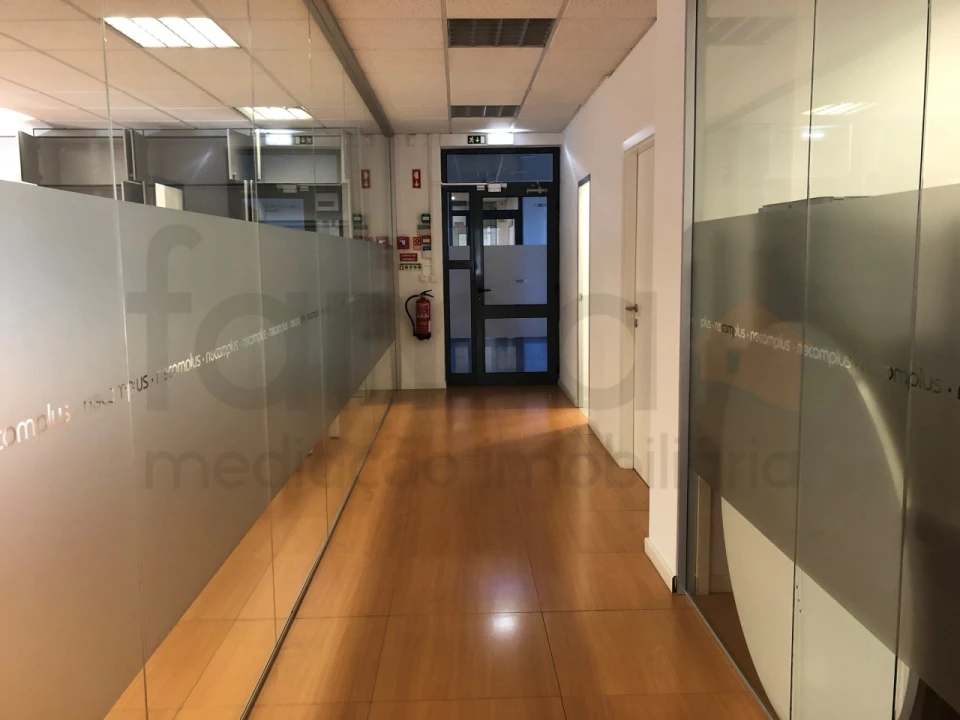 Escritório para Arrendamento em Carnaxide e Queijas Foto 11