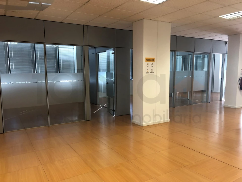 Escritório para Arrendamento em Carnaxide e Queijas Foto 29