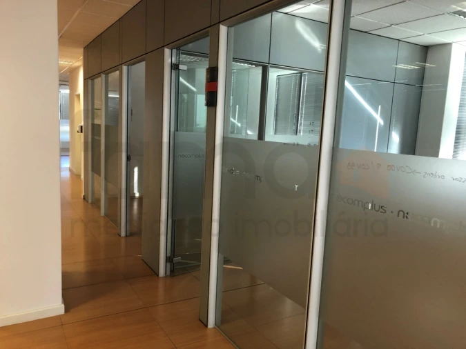 Escritório para Arrendamento em Carnaxide e Queijas Foto 27