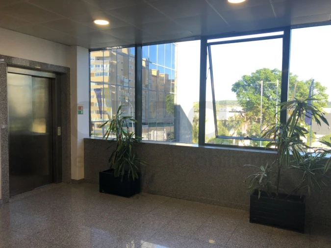 Escritório para Arrendamento em Carnaxide e Queijas Foto 35