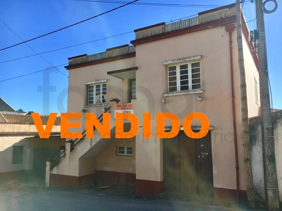 Moradia para Venda em Miragaia e Marteleira Foto 1