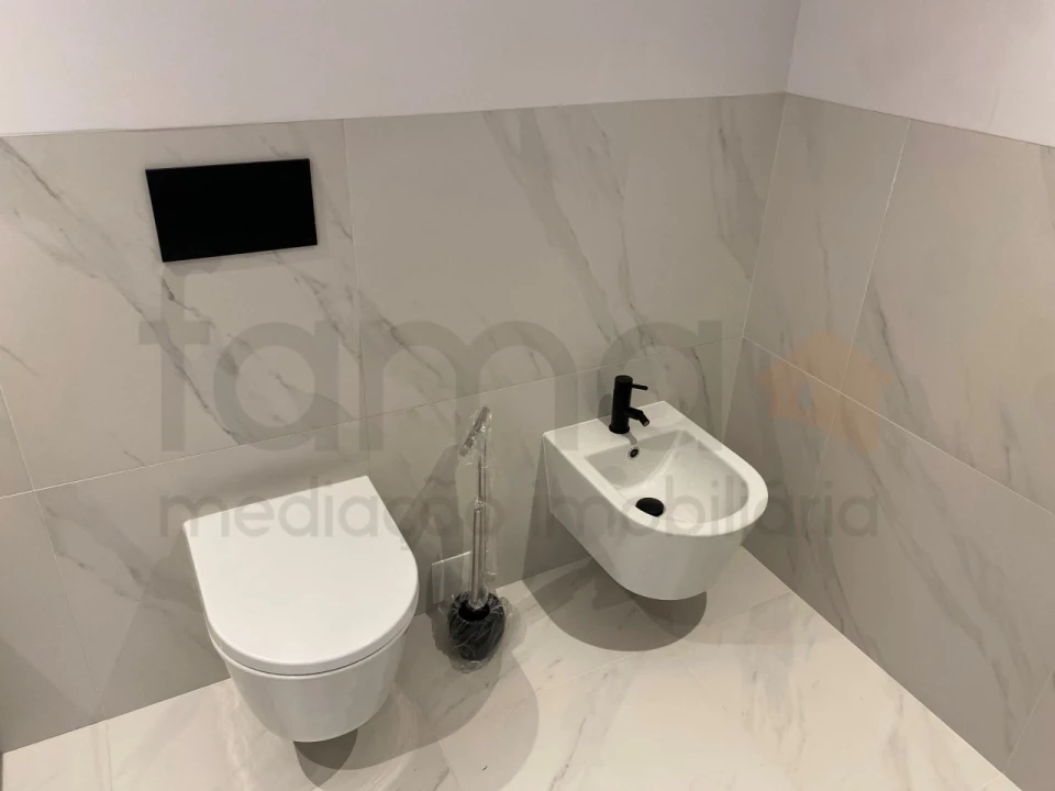 Apartamento T1 para Arrendamento em Carnide Foto 15