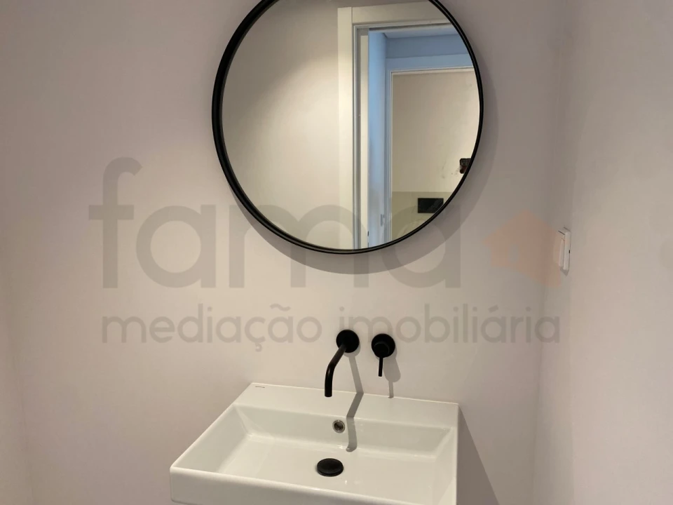 Apartamento T1 para Arrendamento em Carnide Foto 16