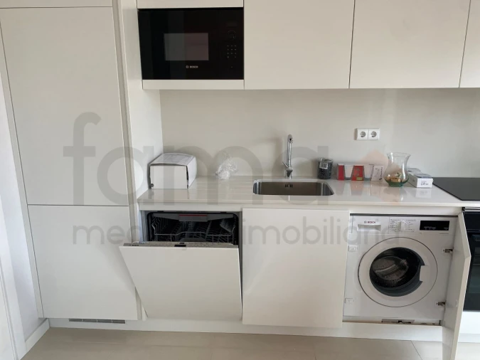 Apartamento T1 para Arrendamento em Carnide Foto 6