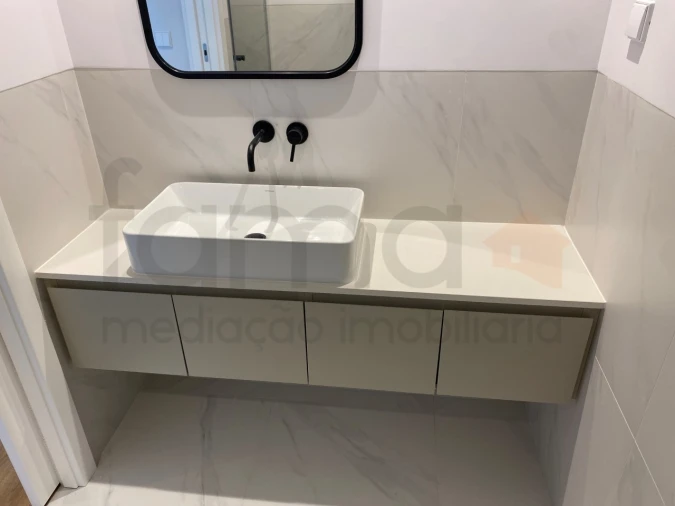 Apartamento T1 para Arrendamento em Carnide Foto 14