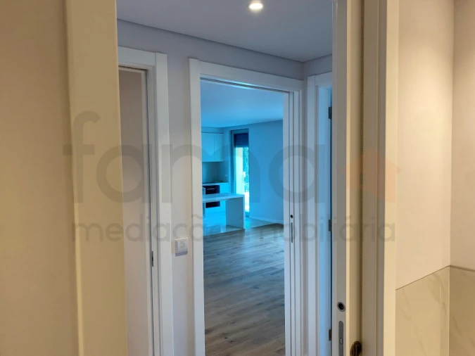 Apartamento T1 para Arrendamento em Carnide Foto 17