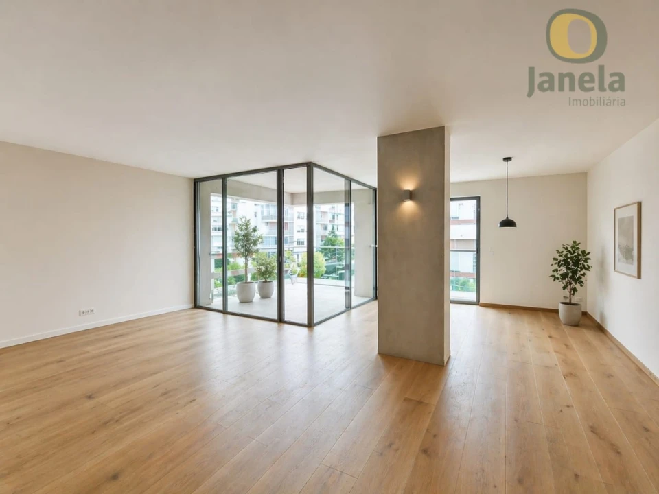 Apartamento T3 para Venda em Faro (Sé e São Pedro) Foto 1