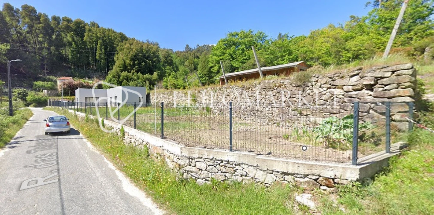 Moradia T2 para Venda em Couto de Esteves Foto 1