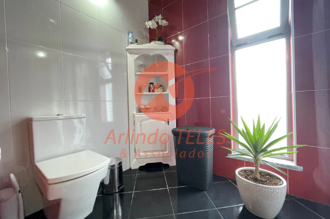 Moradia T8 para Venda em São Mateus da Calheta Foto 31