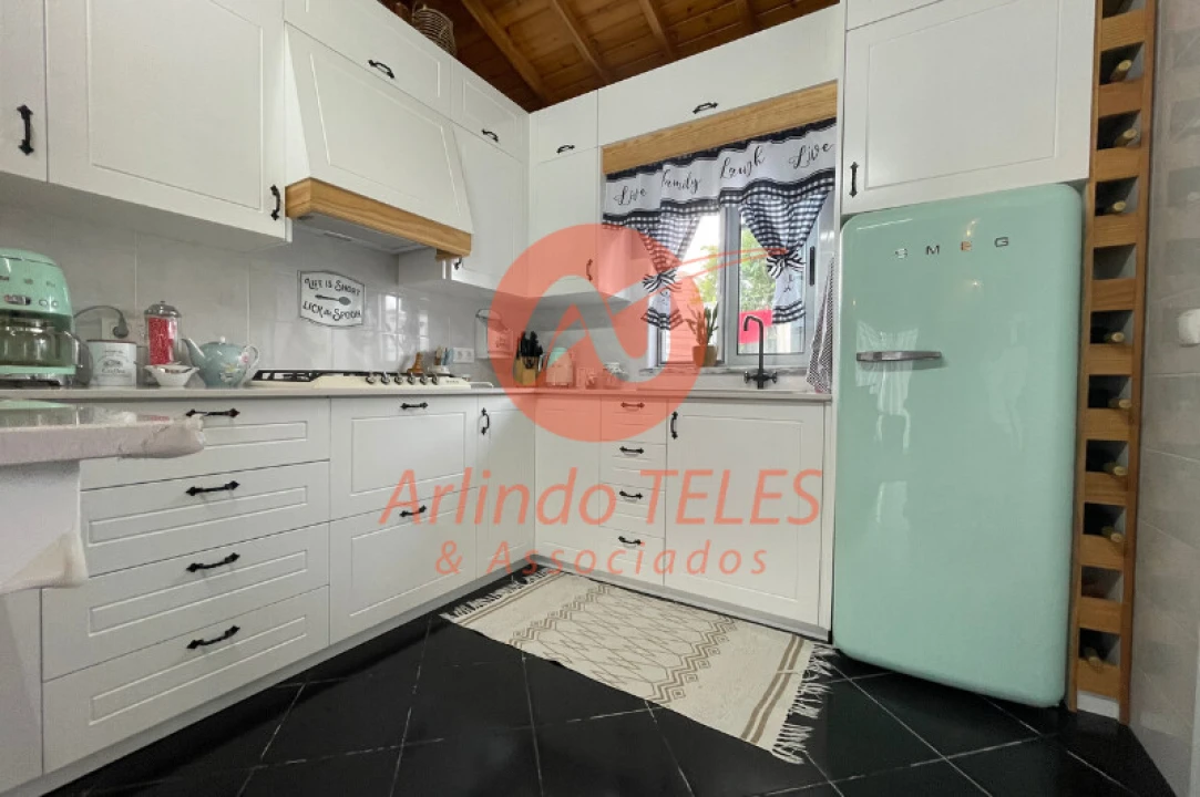 Moradia T8 para Venda em São Mateus da Calheta Foto 9