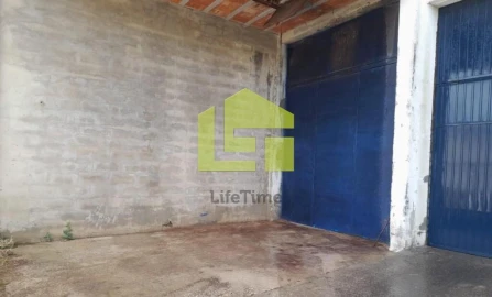 Armazém para Venda em Amiais de Baixo