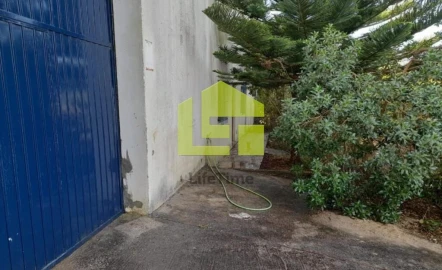 Armazém para Venda em Amiais de Baixo