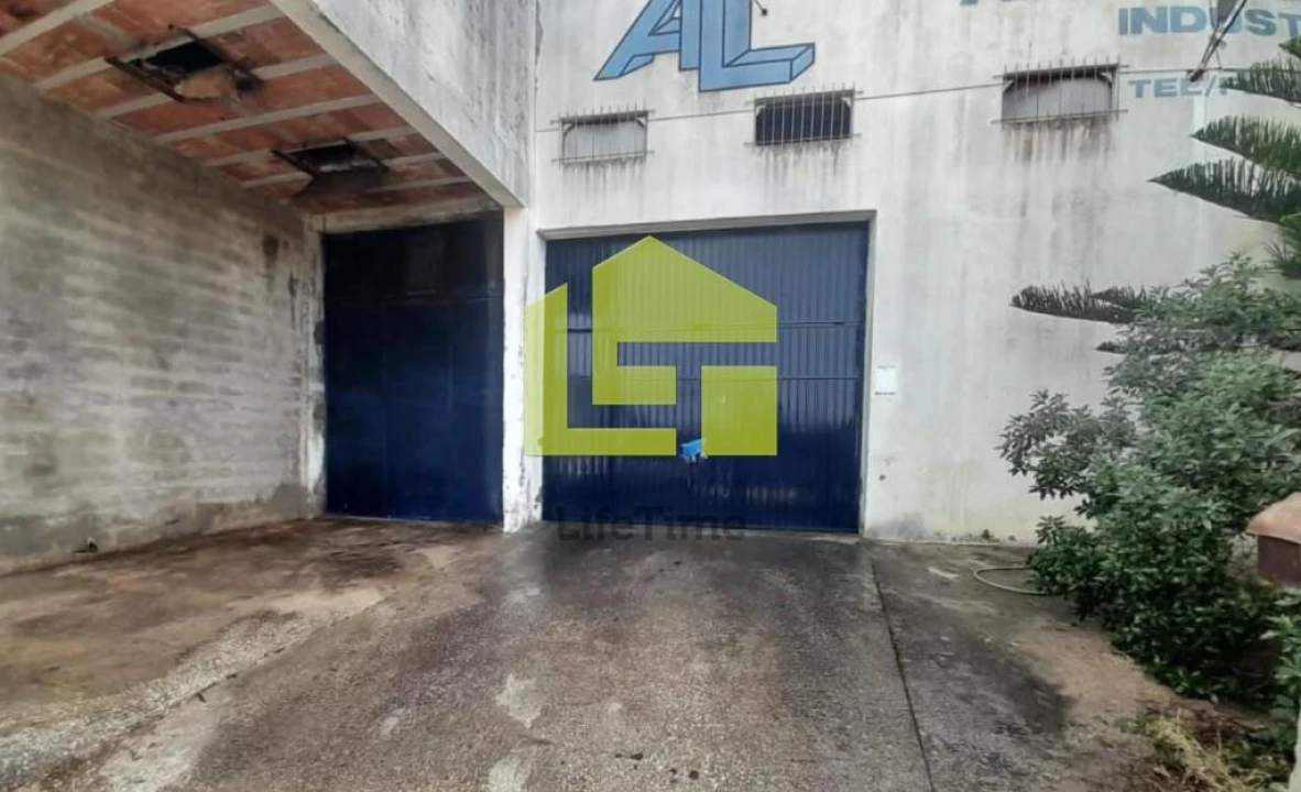 Armazém para Venda em Amiais de Baixo Foto 10