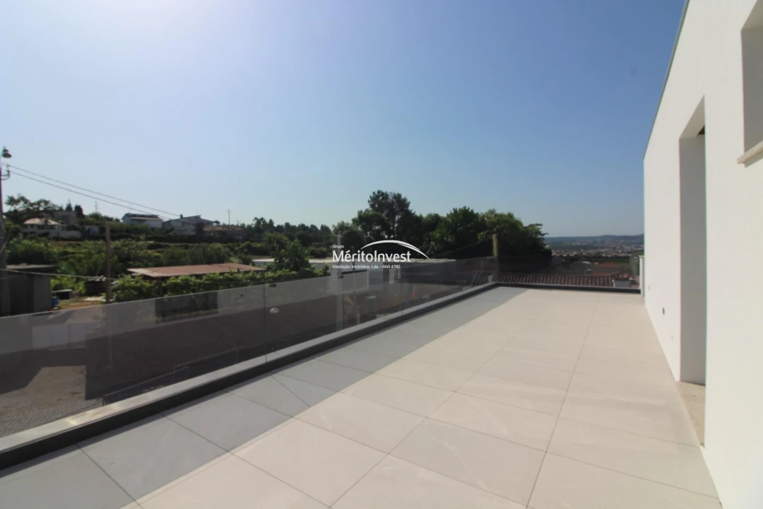 Moradia T3 para Venda em Abade de Neiva Foto 29