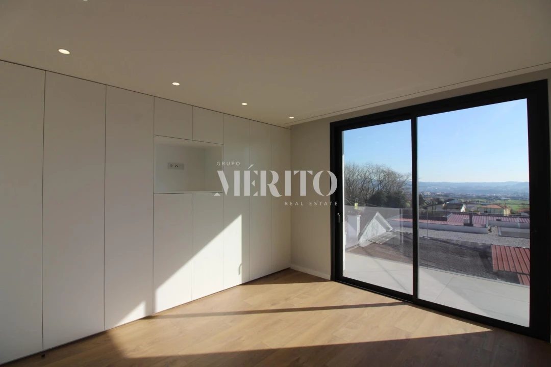 Moradia T3 para Venda em Abade de Neiva Foto 16