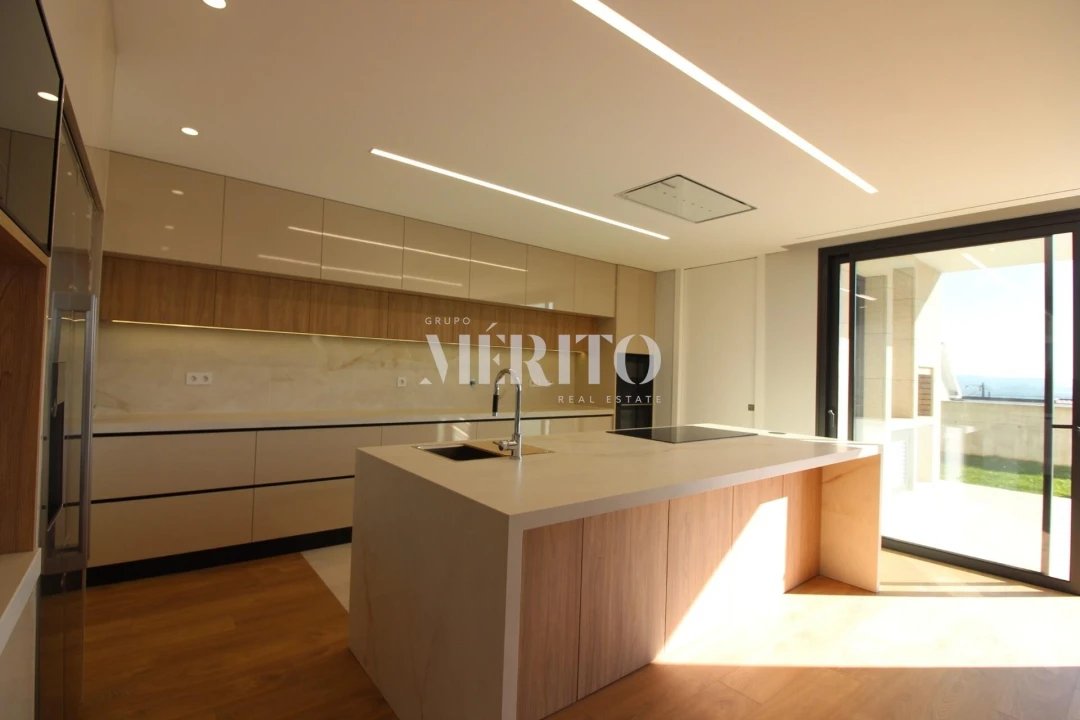 Moradia T3 para Venda em Abade de Neiva Foto 9