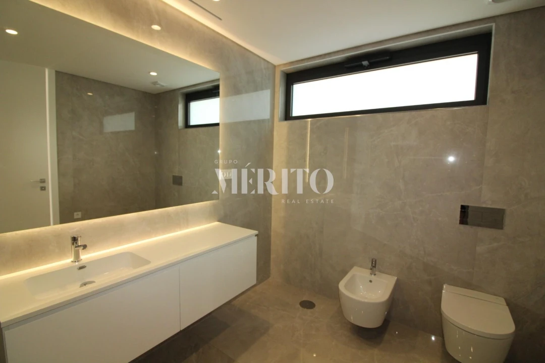 Moradia T3 para Venda em Abade de Neiva Foto 20