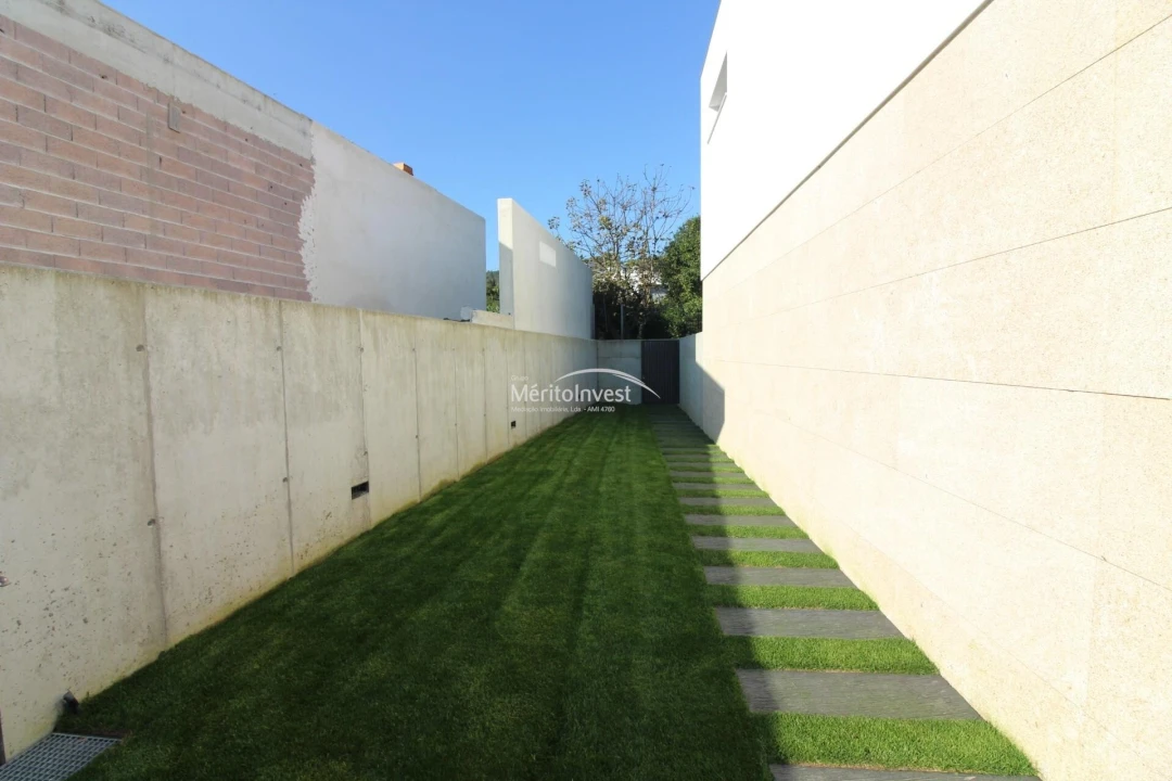 Moradia T3 para Venda em Abade de Neiva Foto 28