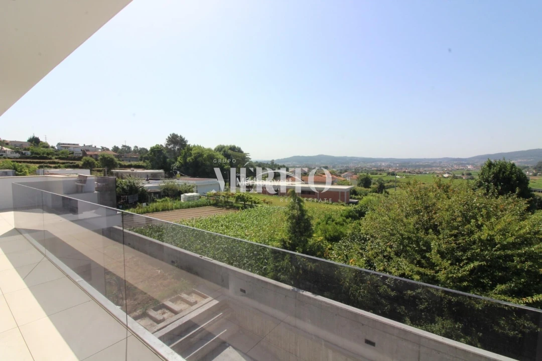 Moradia T3 para Venda em Abade de Neiva Foto 23