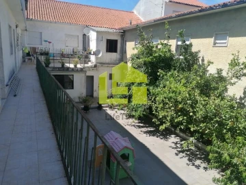 Prédio para Venda em Condeixa-A-Velha e Condeixa-A-Nova