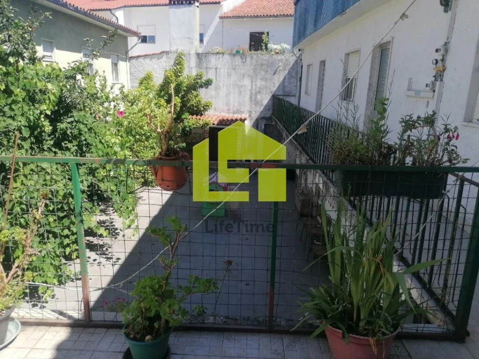 Prédio para Venda em Condeixa-A-Velha e Condeixa-A-Nova Foto 149