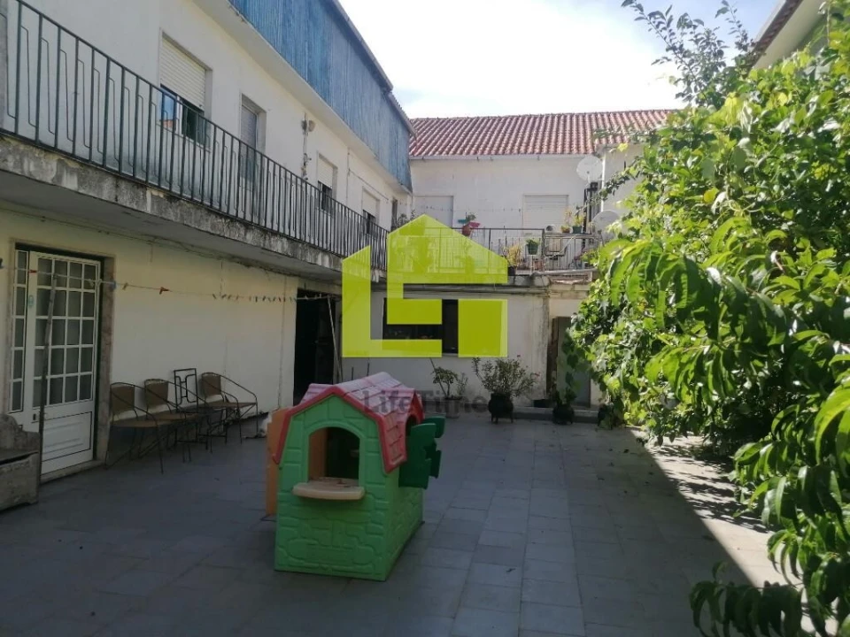 Prédio para Venda em Condeixa-A-Velha e Condeixa-A-Nova Foto 144