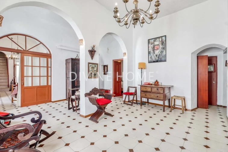 Moradia T5 para Venda em Olhão Foto 4