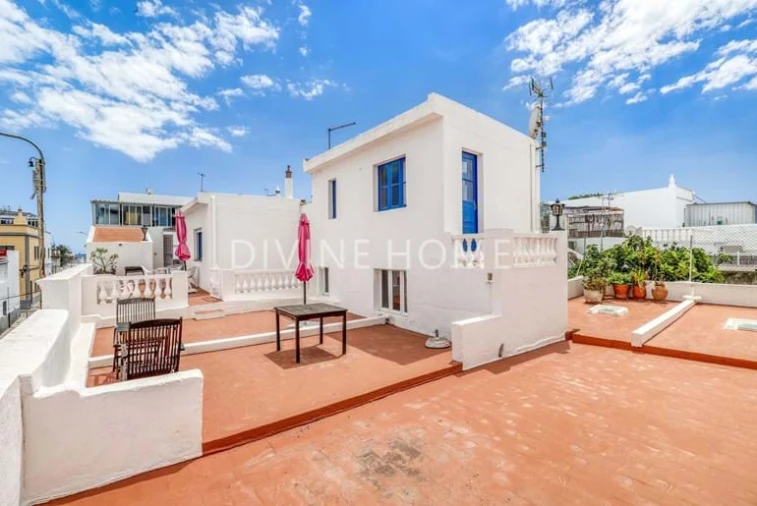 Moradia T5 para Venda em Olhão