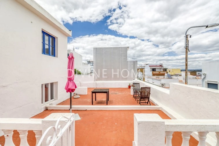 Moradia T5 para Venda em Olhão Foto 17