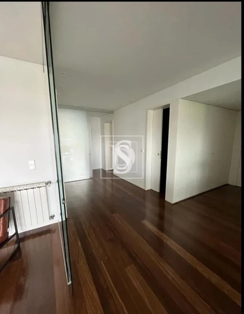 Apartamento T4 para Venda em Matosinhos e Leça da Palmeira