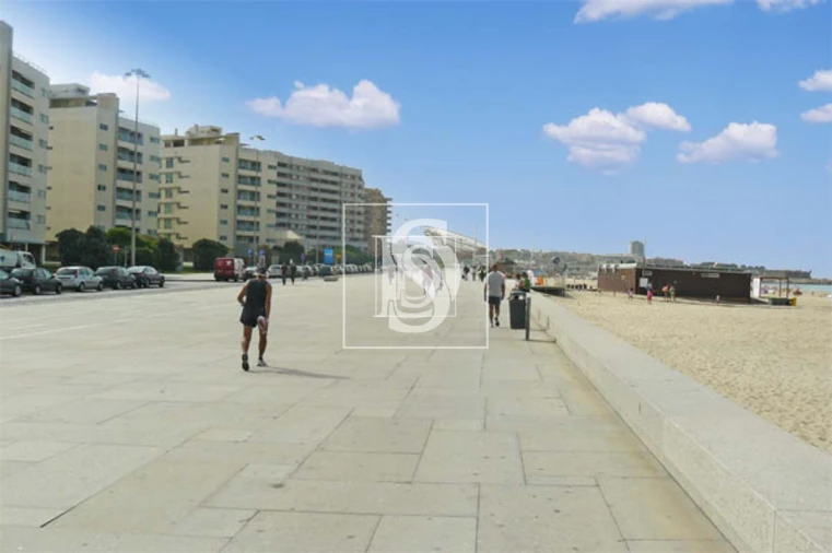 Apartamento T4 para Venda em Matosinhos e Leça da Palmeira Foto 7
