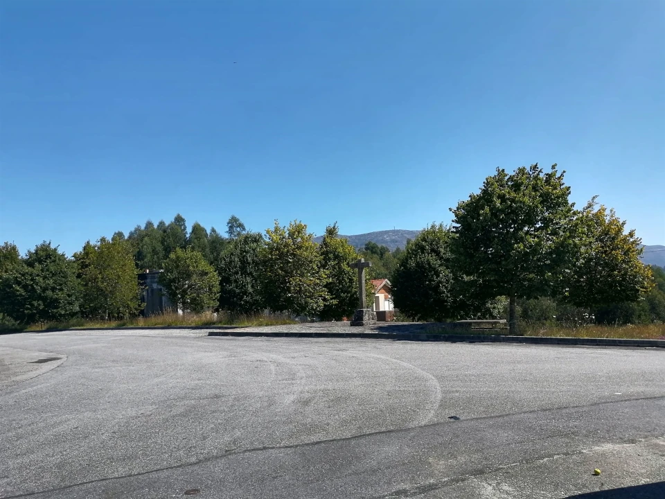 Terreno para Venda em Nogueira, Meixedo e Vilar de Murteda Foto 4