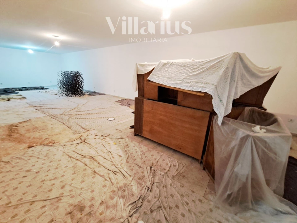 Armazém para Venda em Areias e Pias Foto 38