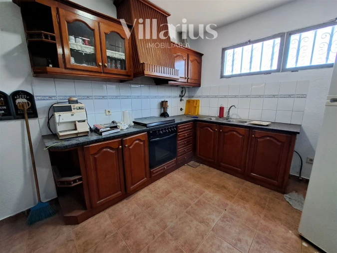 Armazém para Venda em Areias e Pias Foto 23