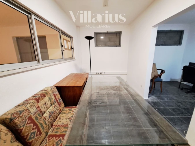 Armazém para Venda em Areias e Pias Foto 10