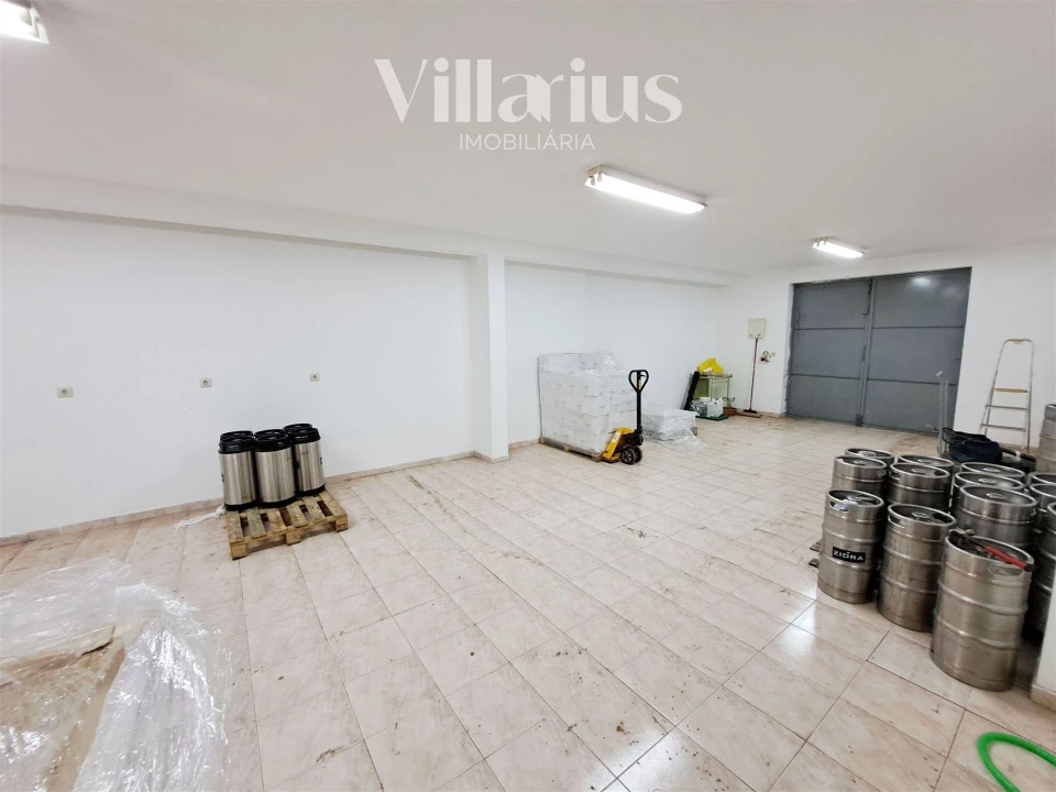 Armazém para Venda em Areias e Pias Foto 36