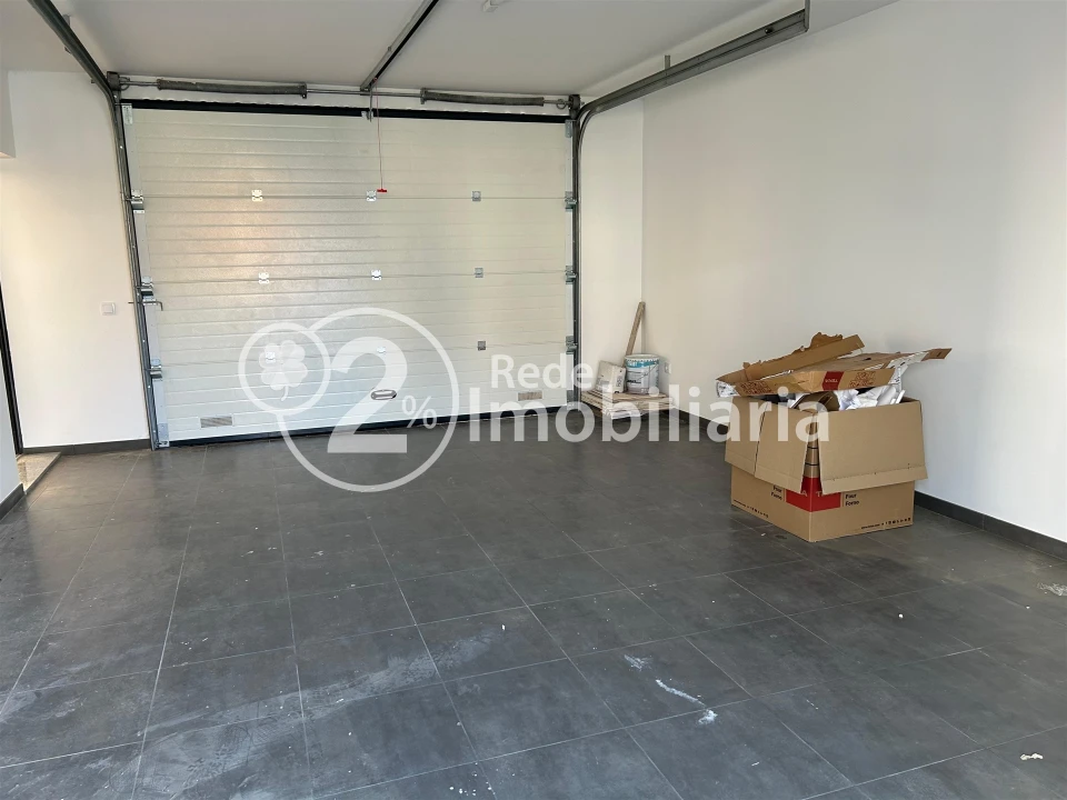 Moradia T4 para Venda em Eixo e Eirol Foto 14