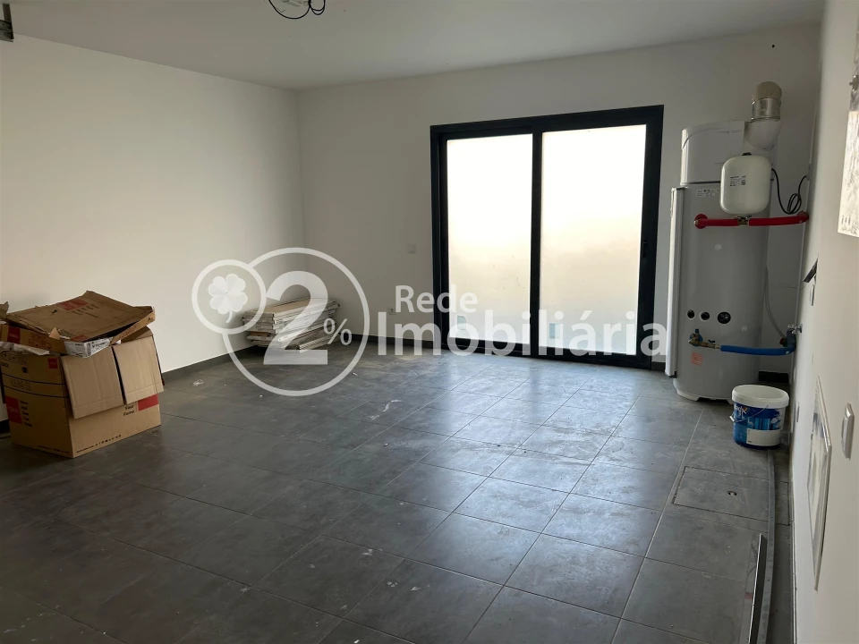 Moradia T4 para Venda em Eixo e Eirol Foto 13